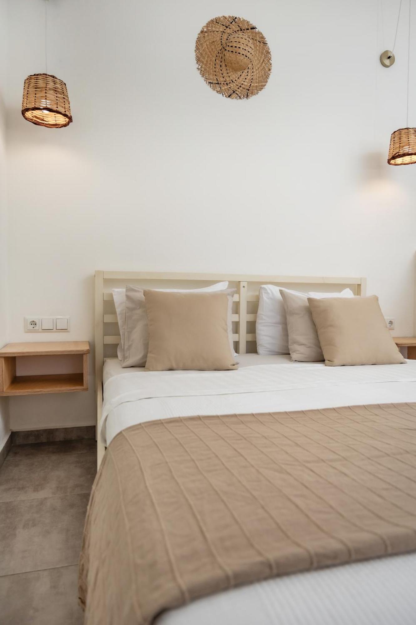 Thea Suites Naxos Agios Prokopios  Exterior foto